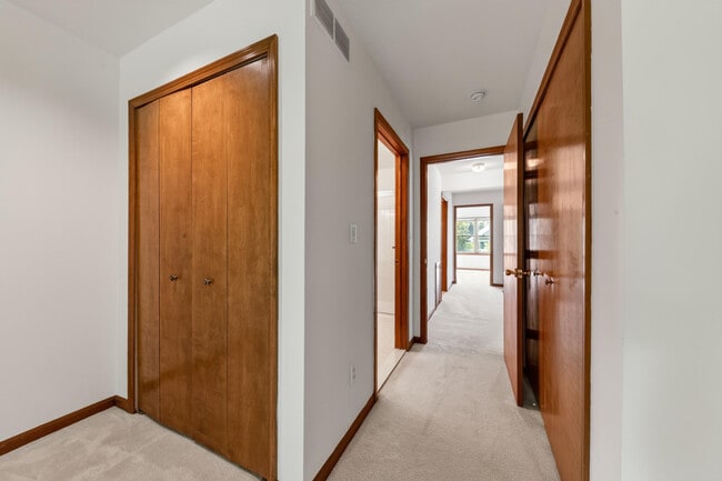 Building Photo - 2445 Mulberry Ct