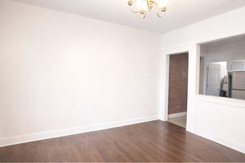 Building Photo - 2 N Main St