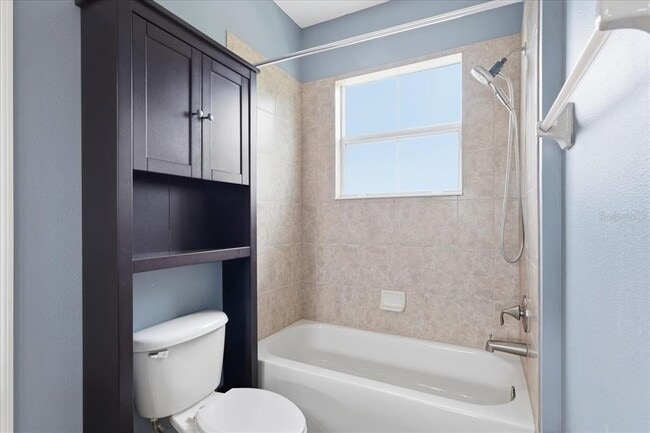 Building Photo - 5333 Sagecrest Dr