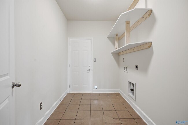 Building Photo - 3011 Magnolia Leaf Cir SE