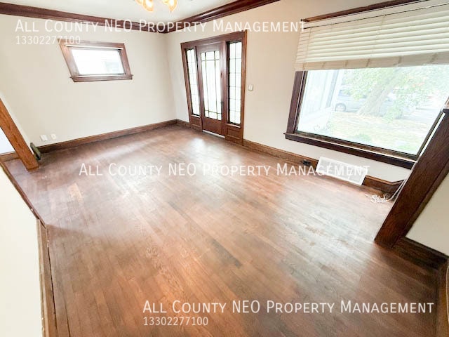 Building Photo - 3521 W 123rd St