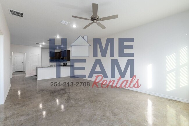 Building Photo - 3802 Pecan Creek Rd