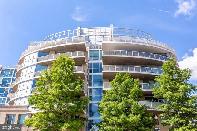 Building Photo - 3409 Wilson Blvd