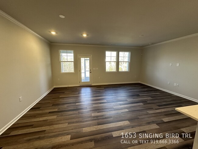 Building Photo - 1653 Singing Bird Trl