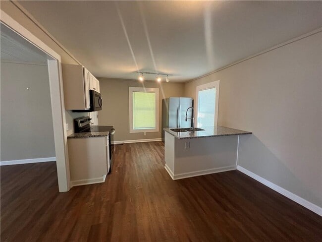 Building Photo - 48 Quarry St