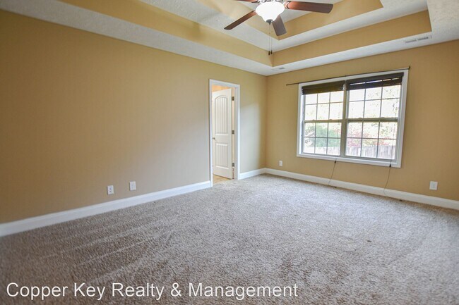 Building Photo - 3 br, 2 bath House - 979 Guinevere Court