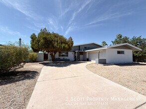 Building Photo - 3914 E Becker Ln