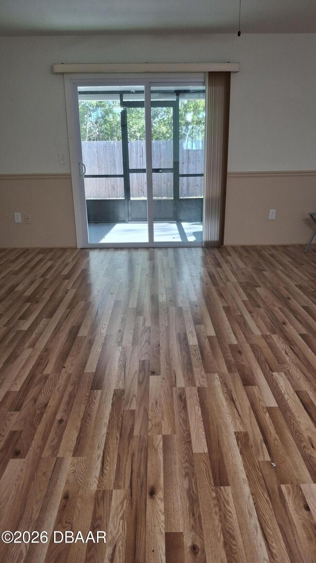 Building Photo - 1302 Deer Springs Rd