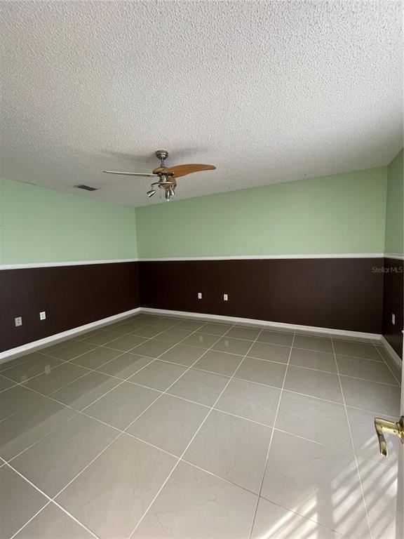 Building Photo - 1994 Peridot Cir