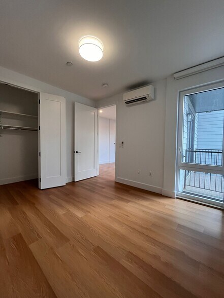 Building Photo - 546 Martin Luther King Jr Dr