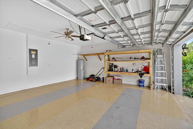 Building Photo - 280 Falls Church St SW