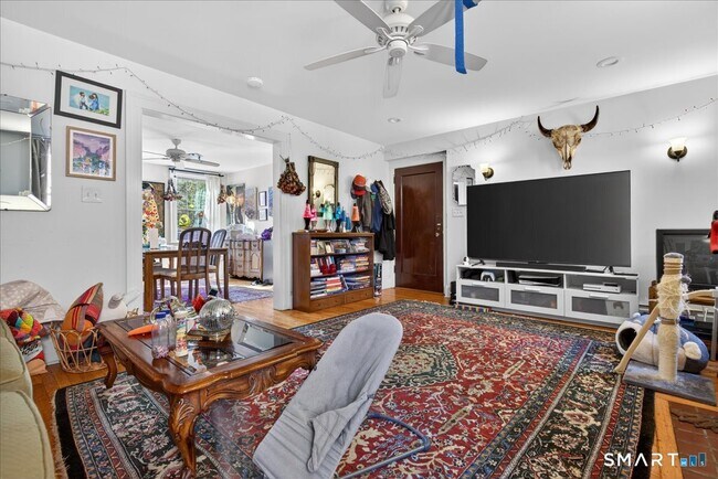 Building Photo - 151 Cold Spring St