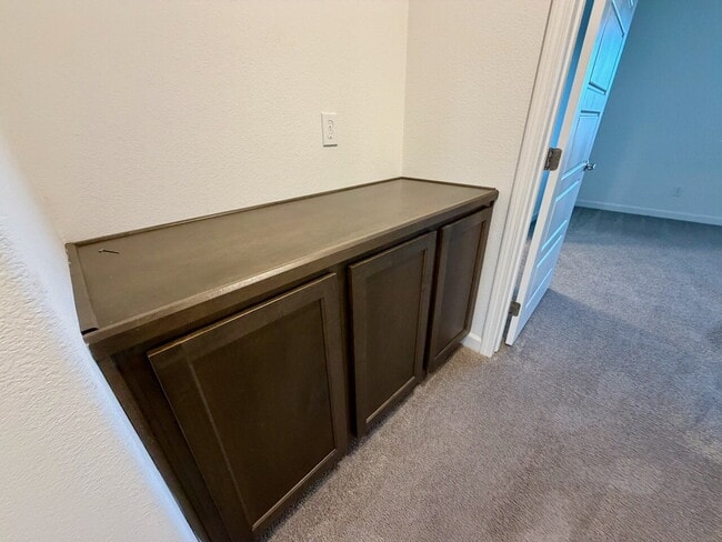Building Photo - 3 BED 2.5 BATH 2 CAR GARAGE TOWNHOUSE FOR RENT LOCATED IN CADENCE MASTER COMMUNITY
