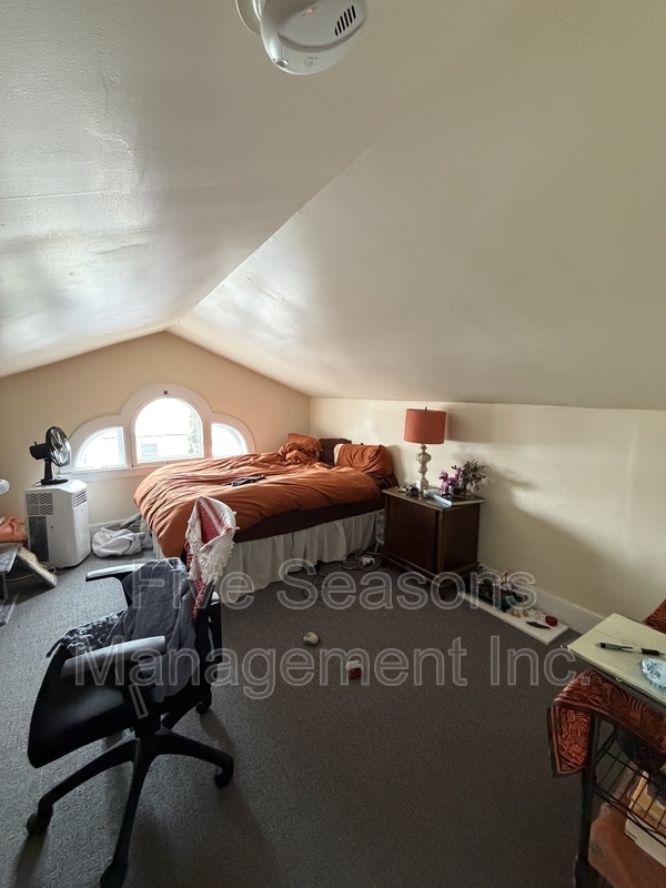 Building Photo - 68-70 North Union Street - #3 Rear