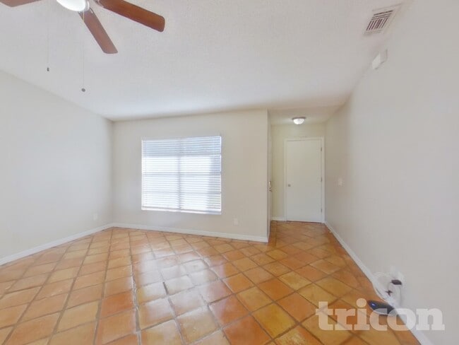 Building Photo - 2981 Snow Dr