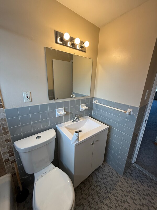 Building Photo - 21372 Milan Dr