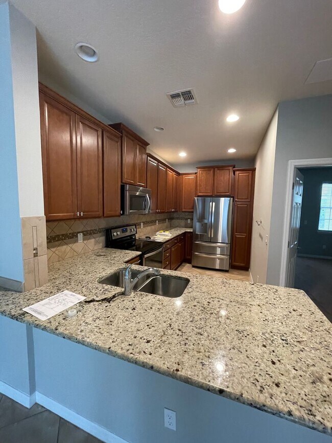 Building Photo - COMING OCTOBER!! Lake Nona 3 Bedroom 3 Bat...