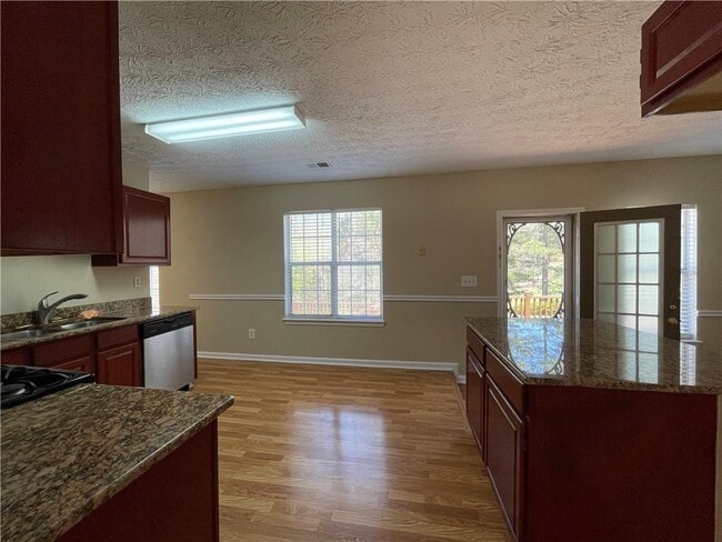 Building Photo - 11255 Abbotts Station Dr