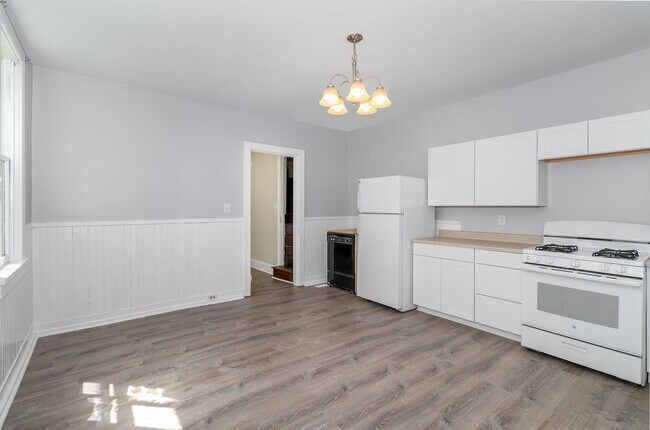 Building Photo - 3 bedroom home in Carlisle!