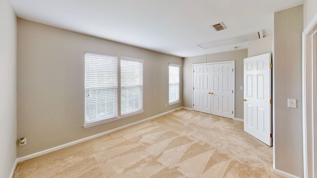 Building Photo - 15729 Castle Watch Ave