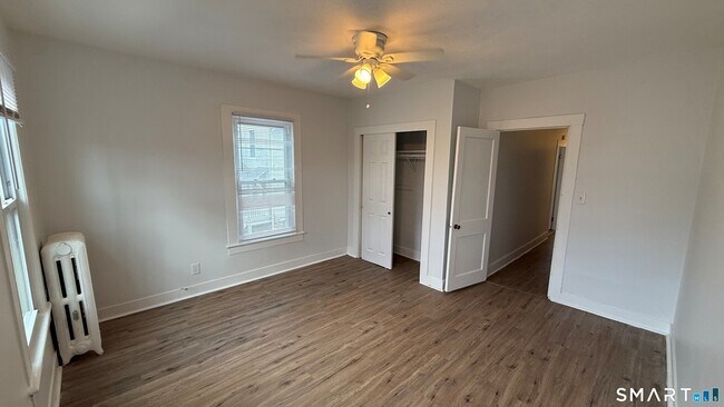 Building Photo - 29 Lincoln Pl