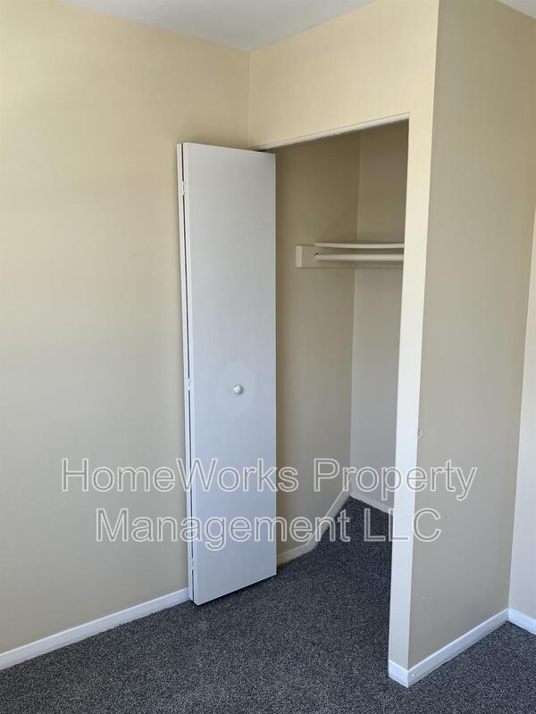 Building Photo - 462 Norvelle Ct