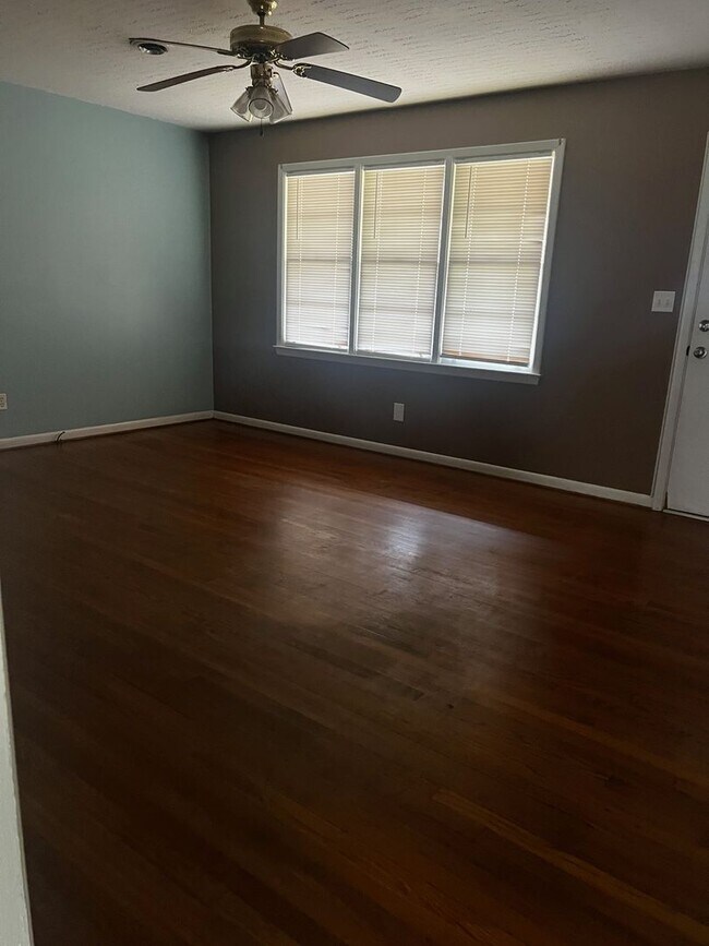 Building Photo - Coming in March! Rent Ready! National Hills Ranch Move in Ready!