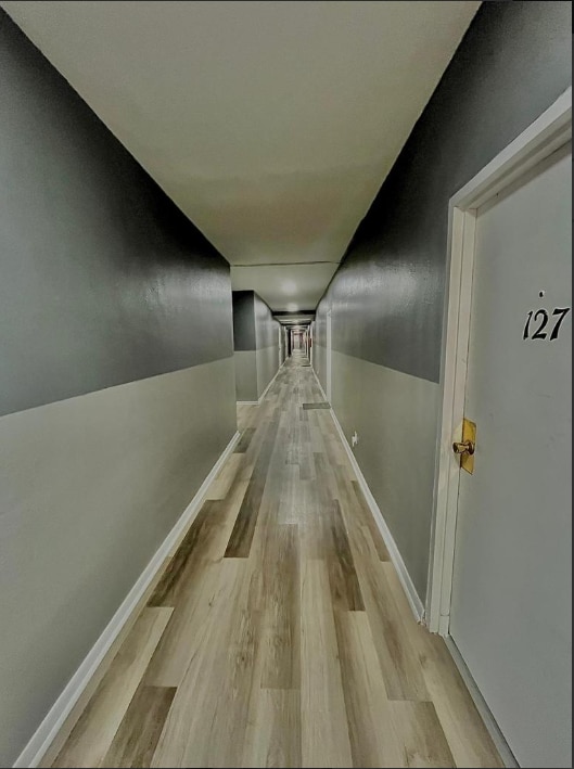 Building Photo - Summit