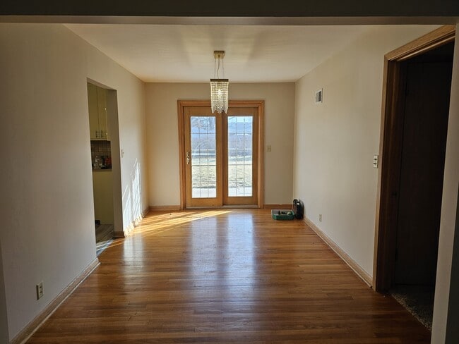 Building Photo - 2232 S 34th St