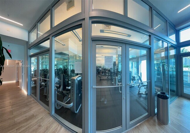 Building Photo - 90 SW 3rd St