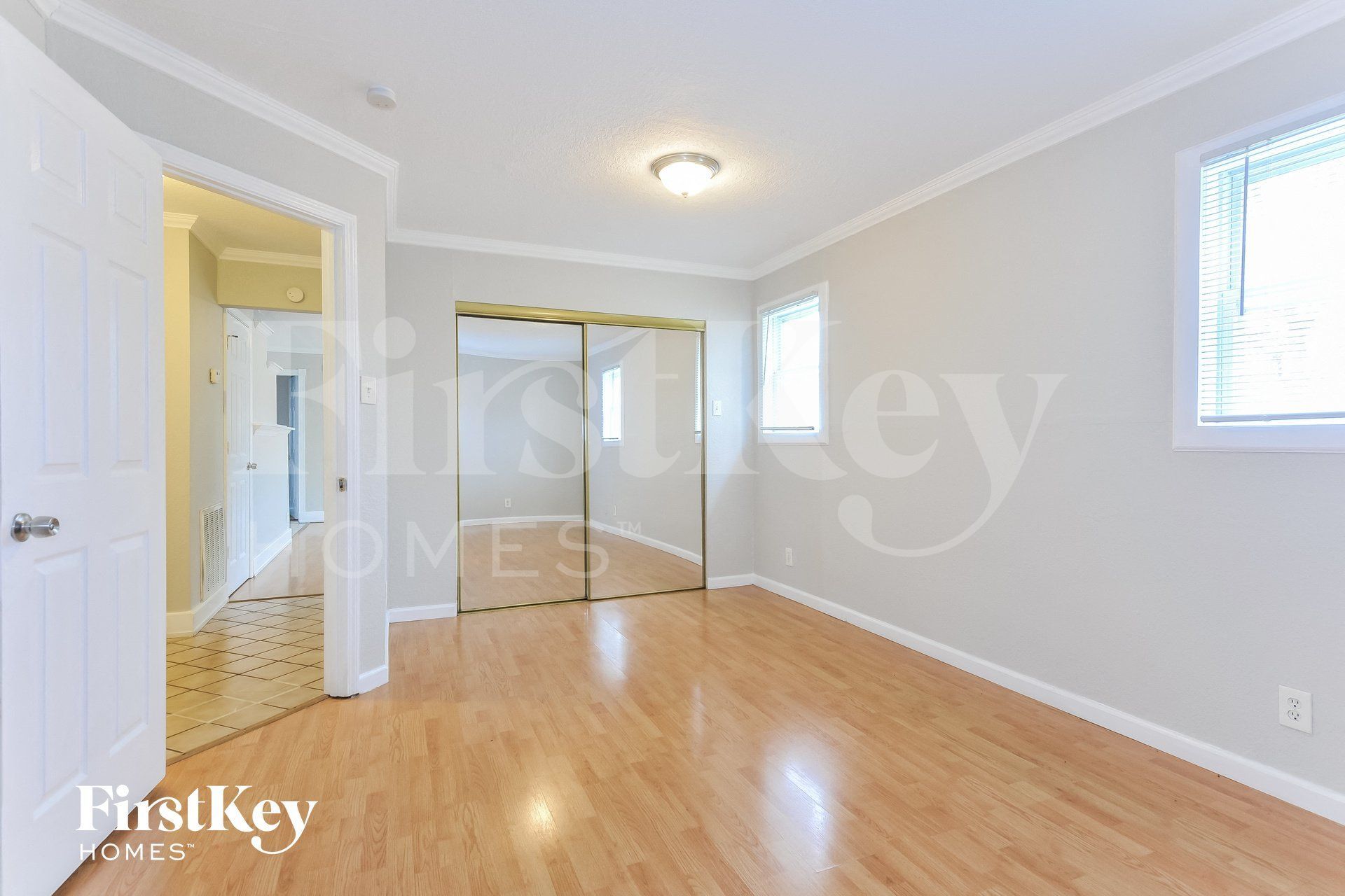 Building Photo - 1412 Vero Dr