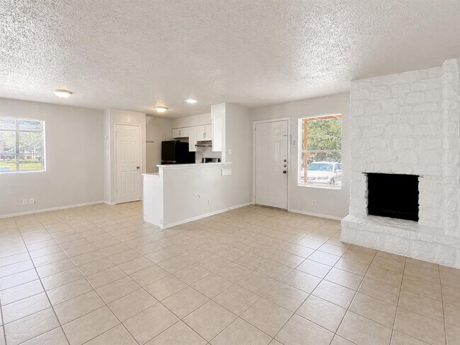 Building Photo - 2300 Cedrick Cove