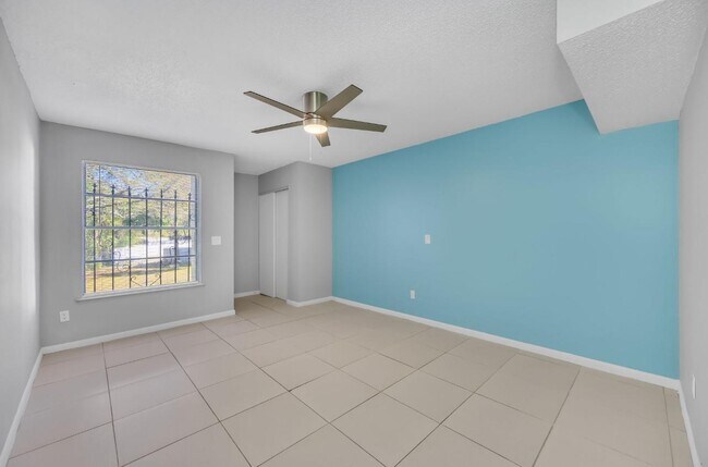 Building Photo - 7339 Jackson Springs Rd
