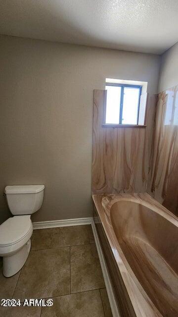 Building Photo - 211 E Tremaine Ave