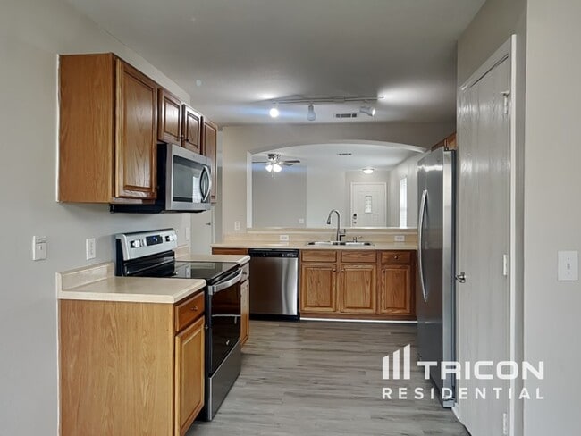 Building Photo - 12529 Sky Harbor Dr