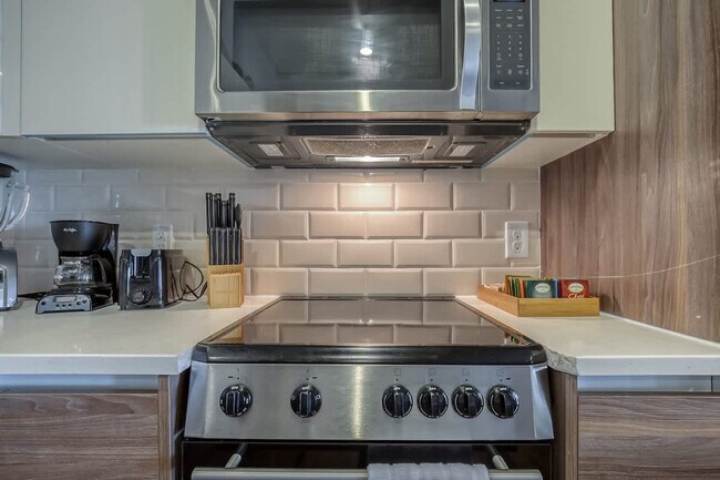 Building Photo - 500 S Ervay St