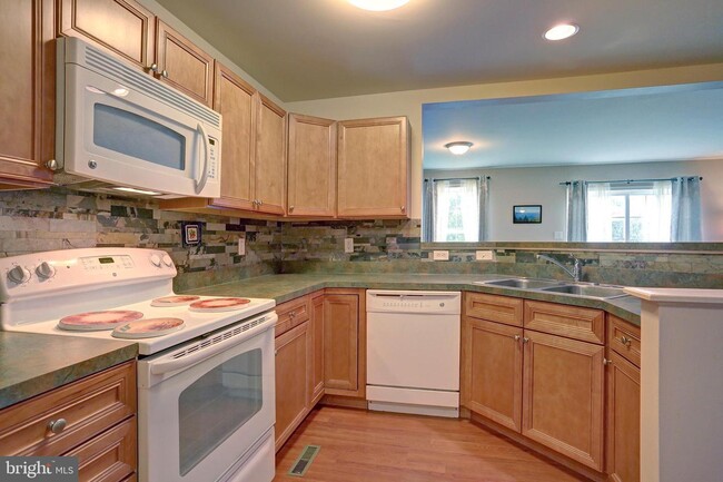 Building Photo - 117 Bungalow Rd