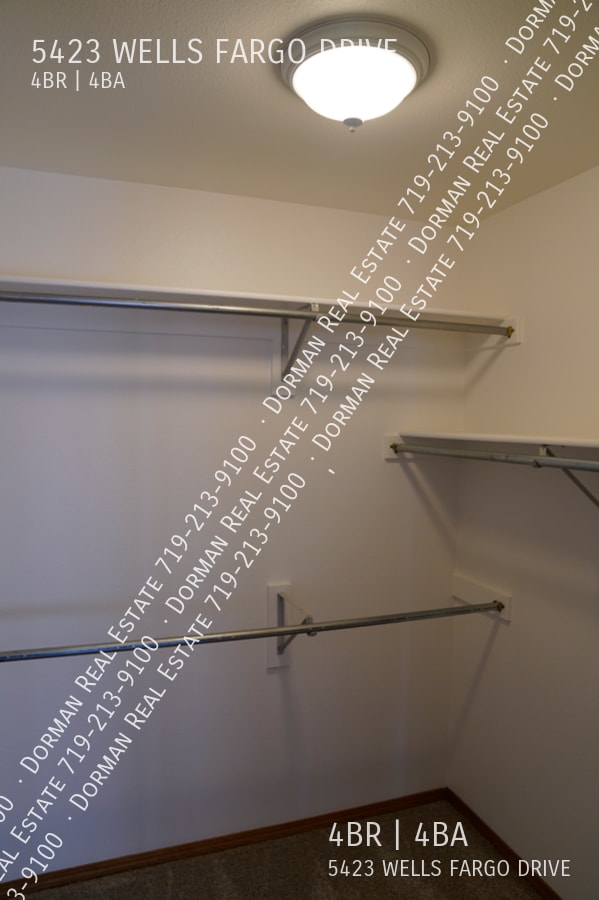 Building Photo - 5423 Wells Fargo Dr W