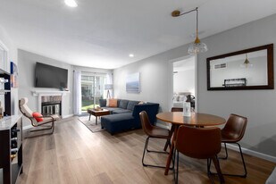 Building Photo - 106 Mangano Cir