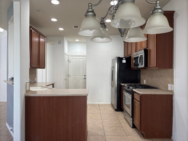 Building Photo - 13600 Breton Ridge St