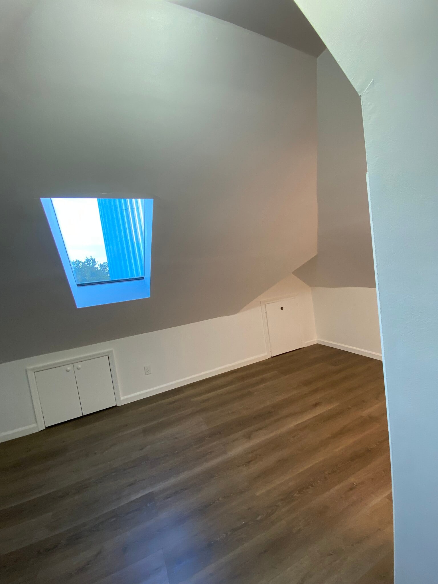 Building Photo - 104 N Forest Ave
