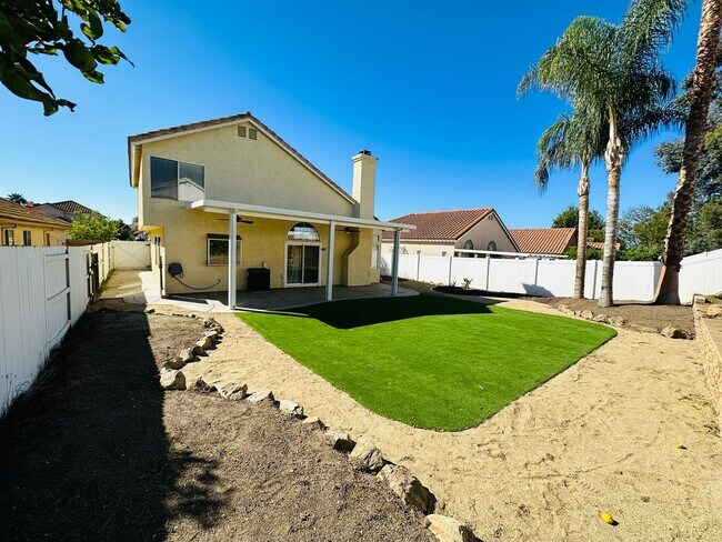 Building Photo - Coming Soon! 3 bedroom Murrieta home for L...
