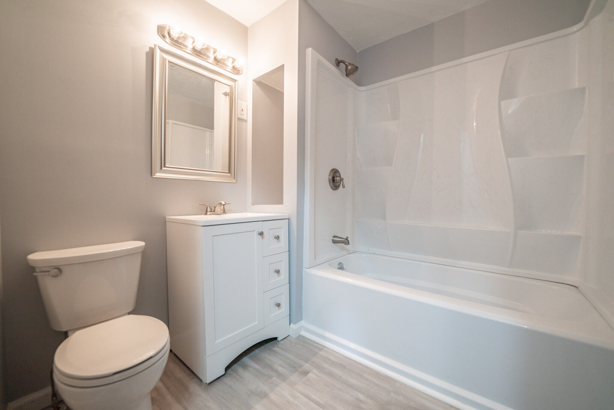 Building Photo - 2085 Marlowe Ave