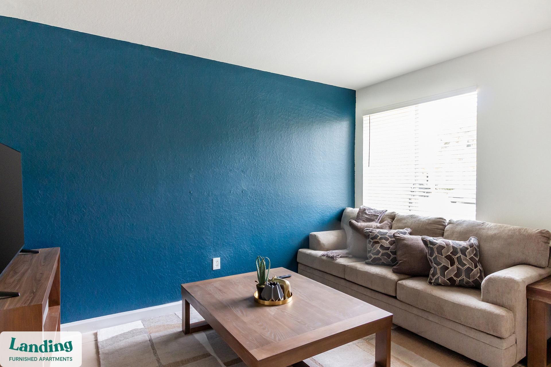 Building Photo - 1140 SE 24th Rd