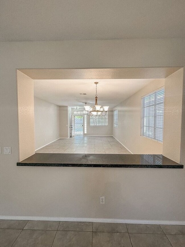 Building Photo - IMMACULATE REMODLED 2 STORY HOME IN HENDERSON GATED COMMUNITY!!!!