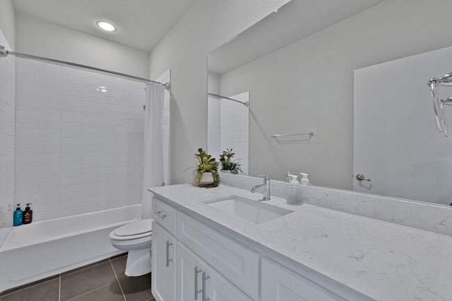 Building Photo - 228 Wimberly St