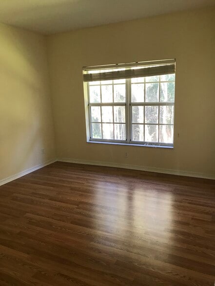 Building Photo - 8407 Bernwood Cove Loop