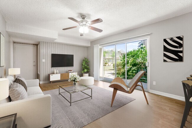 Interior Photo - Molokai Apartments!