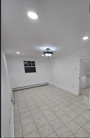 Building Photo - 827 Savitt Pl