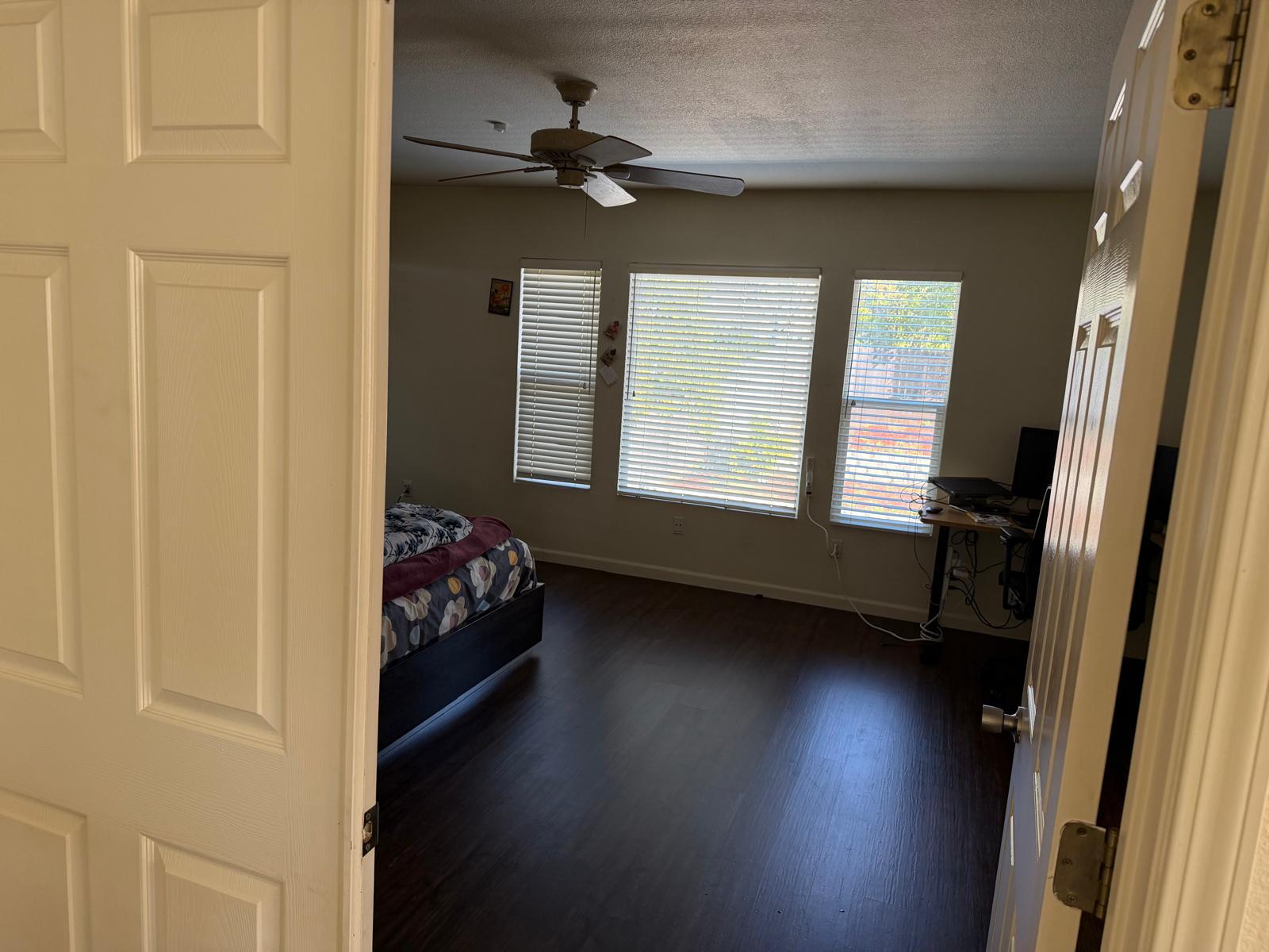 Building Photo - 1084 Huntly Dr